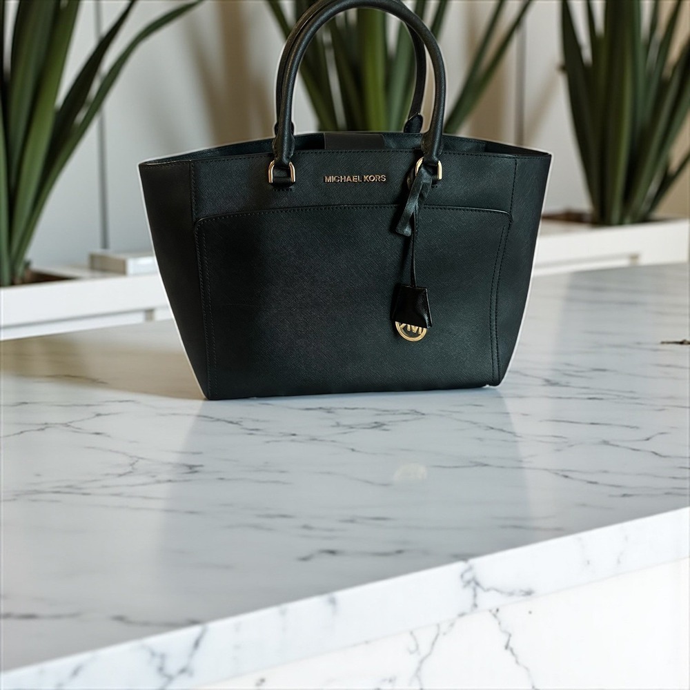 Michael Kors Black Saffiano Leather East West Tote Bag Handbag Large
